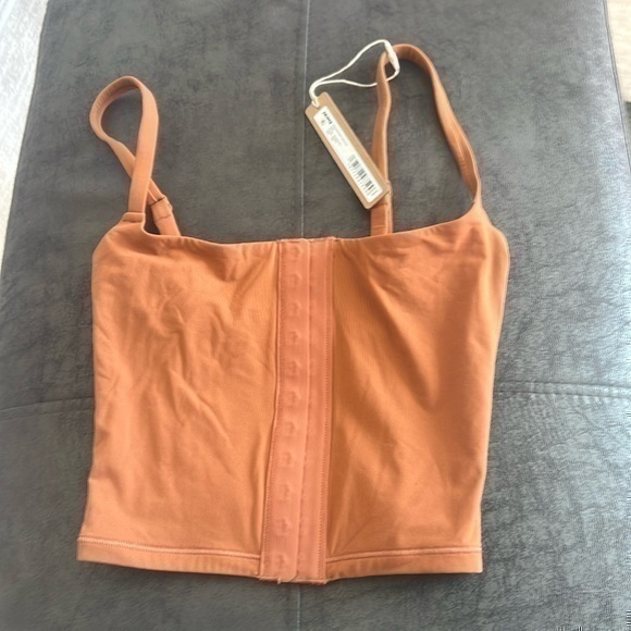 SKIMS Tops - Skims Fits Everybody Adaptive Cami